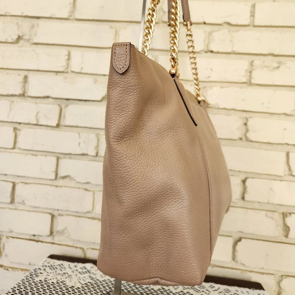 Euc Coach Ava Beige/Tan Gold Chain Shoulder Bag Purse